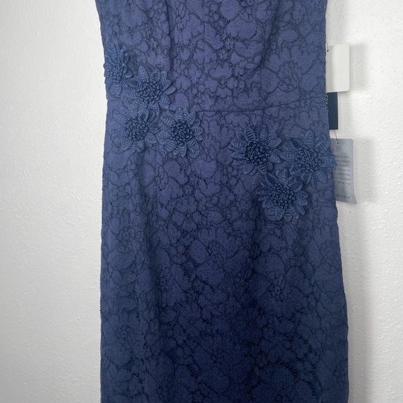 NWT Maggy London Navy Valentine Midi Dress with 3-d floral appliques Sz. 6 - Picture 7 of 13